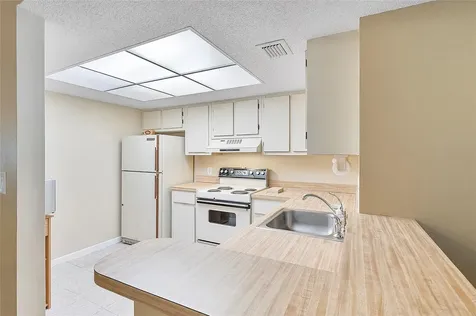 5530 NW 44th Street Lauderhill FL 33319