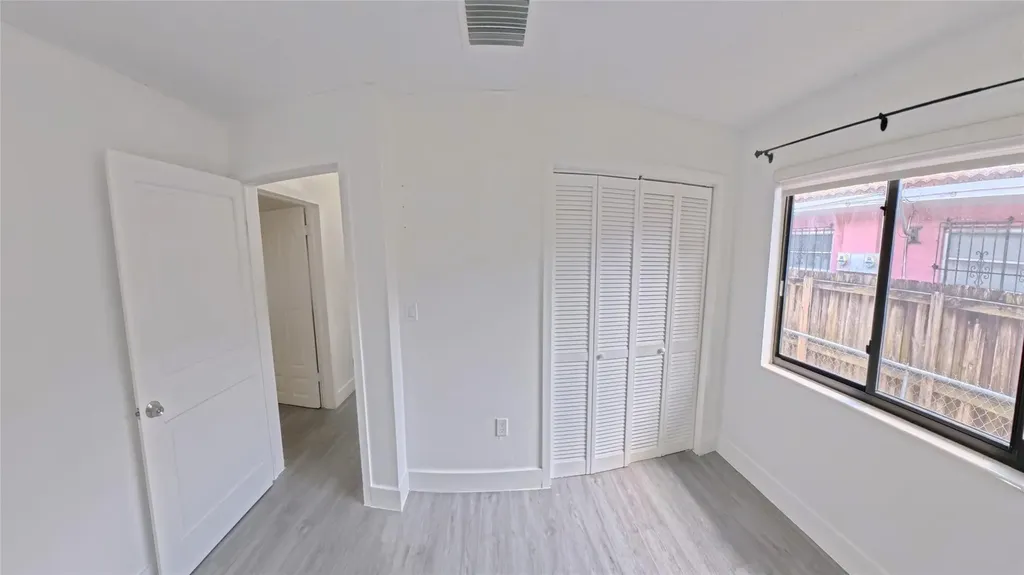 2620 SW 32nd Avenue Miami FL 33133