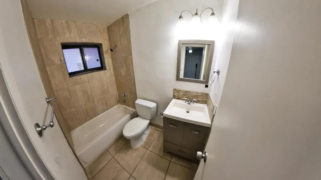 2620 SW 32nd Avenue Miami FL 33133