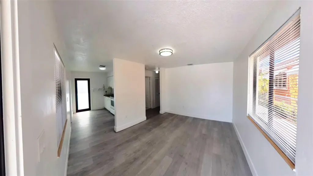 2620 SW 32nd Avenue Miami FL 33133
