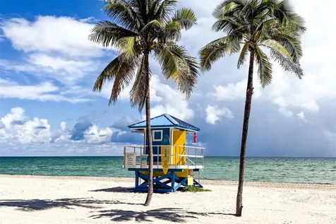 2205 S Surf Road Hollywood FL 33019