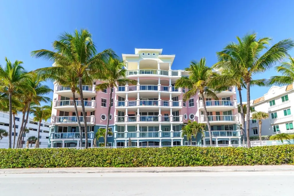 2051 SE 3rd Street Deerfield Beach FL 33441