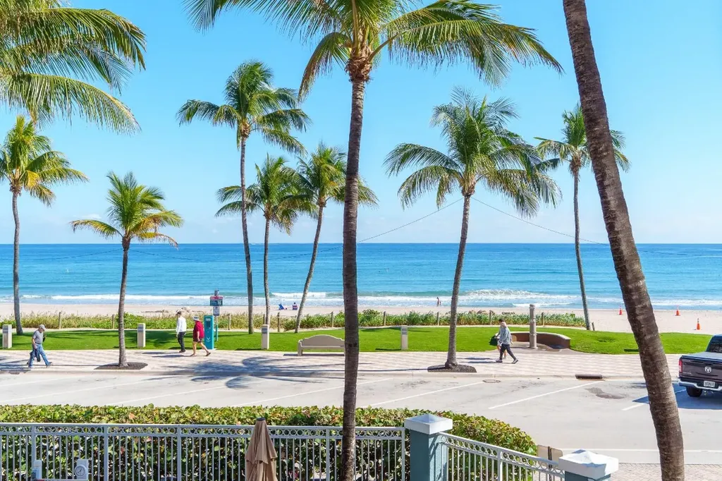 2051 SE 3rd Street Deerfield Beach FL 33441