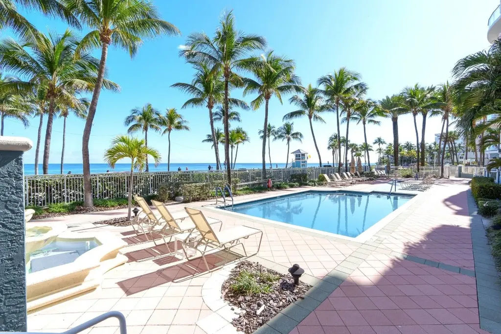 2051 SE 3rd Street Deerfield Beach FL 33441