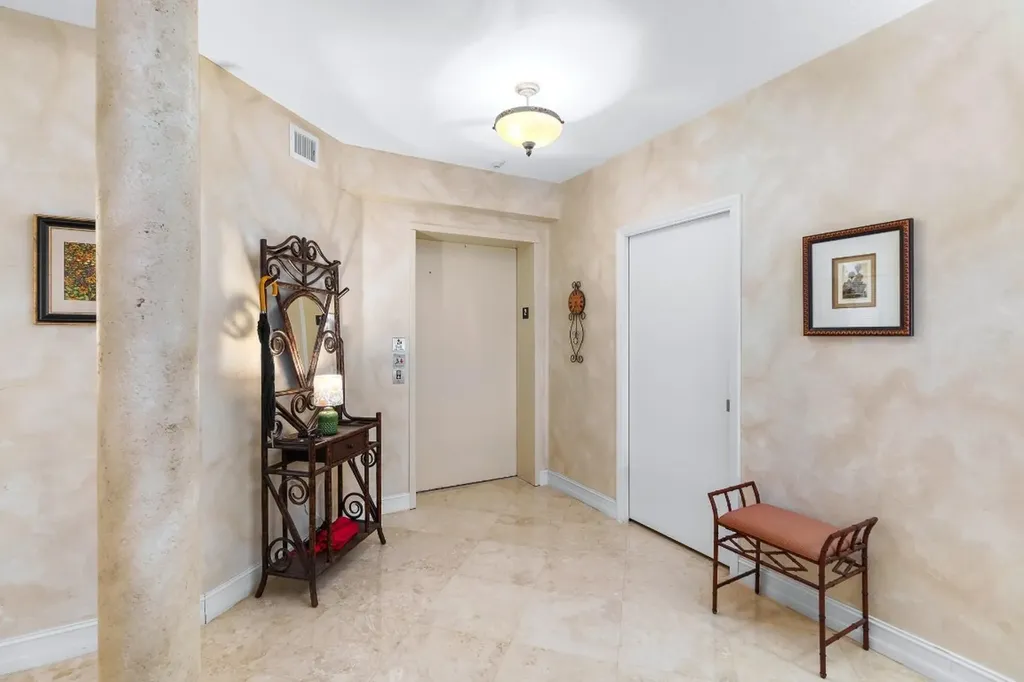 2051 SE 3rd Street Deerfield Beach FL 33441
