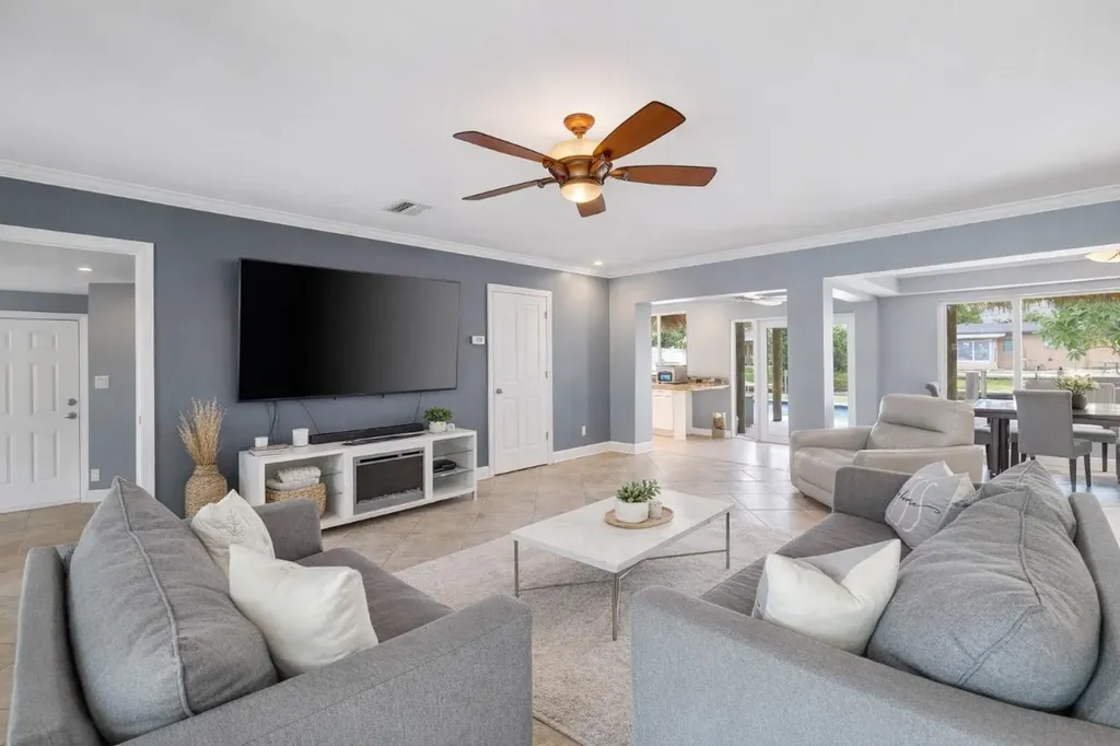 1830 SW 23rd Avenue Fort Lauderdale FL 33312