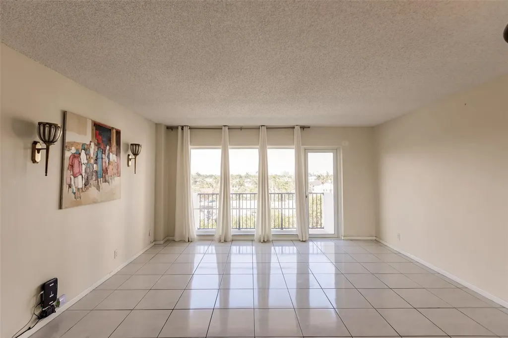 340 Sunset Drive Fort Lauderdale FL 33301