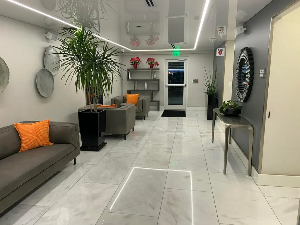 340 Sunset Drive Fort Lauderdale FL 33301