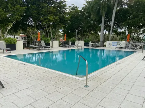 340 Sunset Drive Fort Lauderdale FL 33301