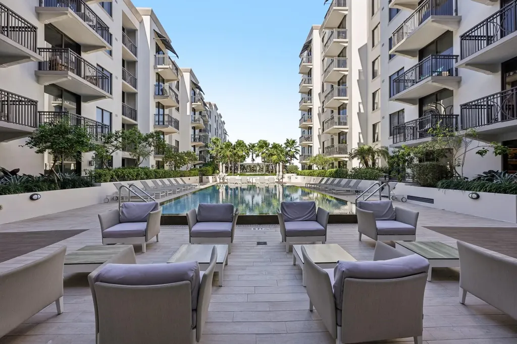 301 Altara Avenue Coral Gables FL 33146