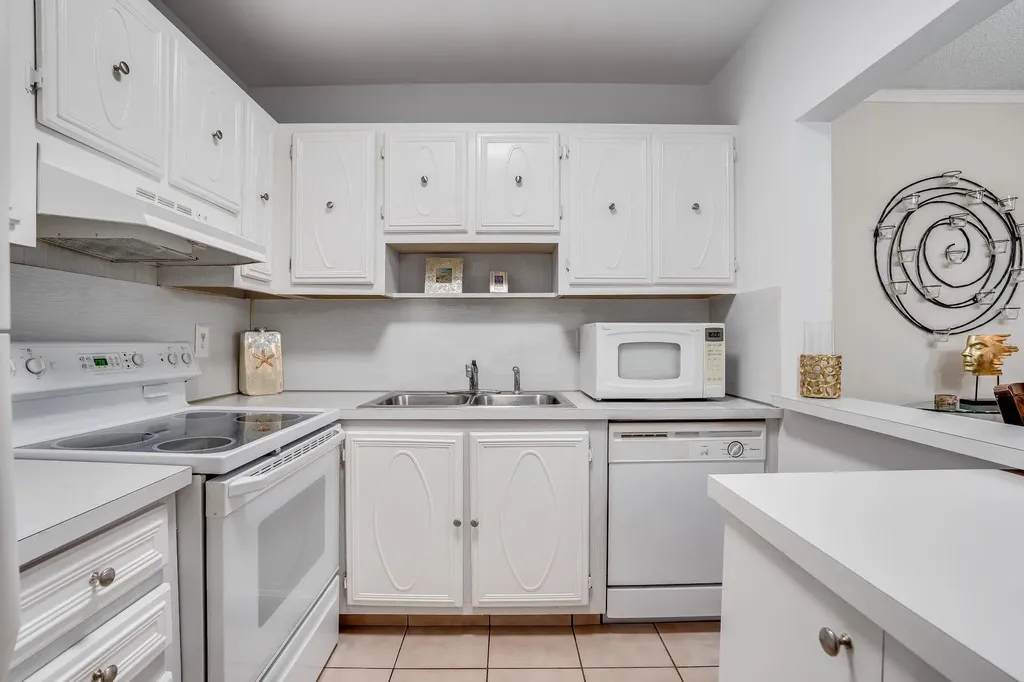 253 S Cypress Road Pompano Beach FL 33060