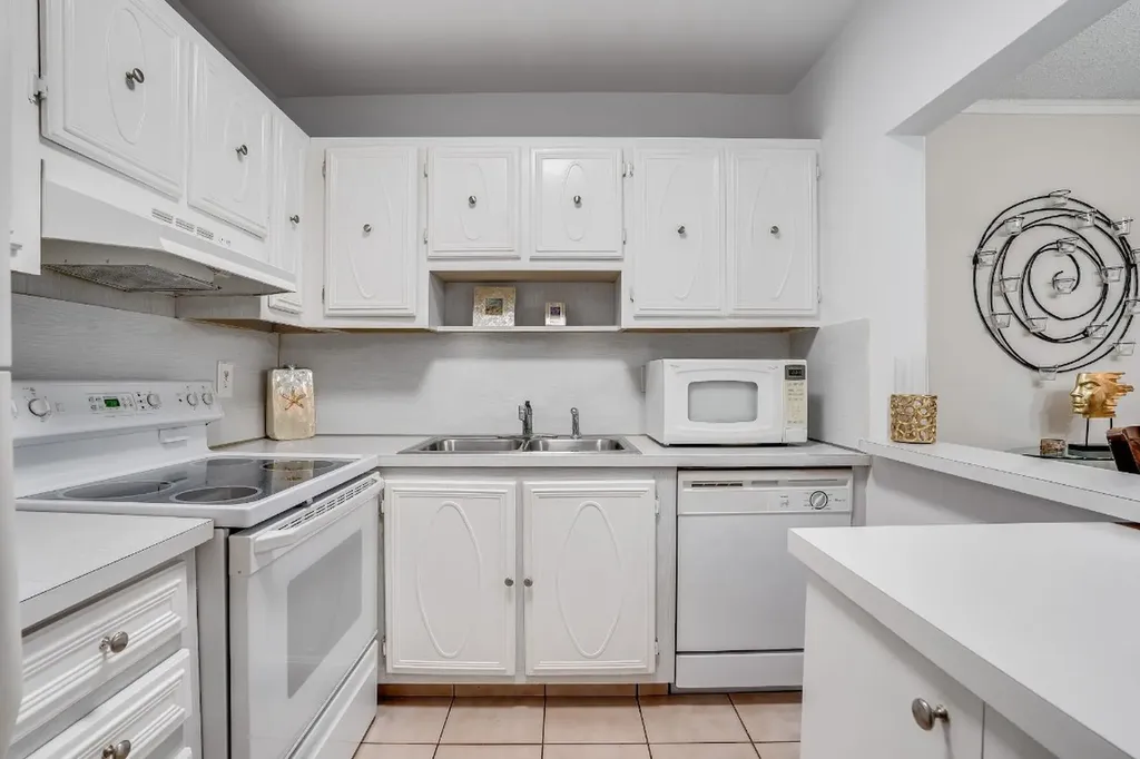 253 S Cypress Road Pompano Beach FL 33060