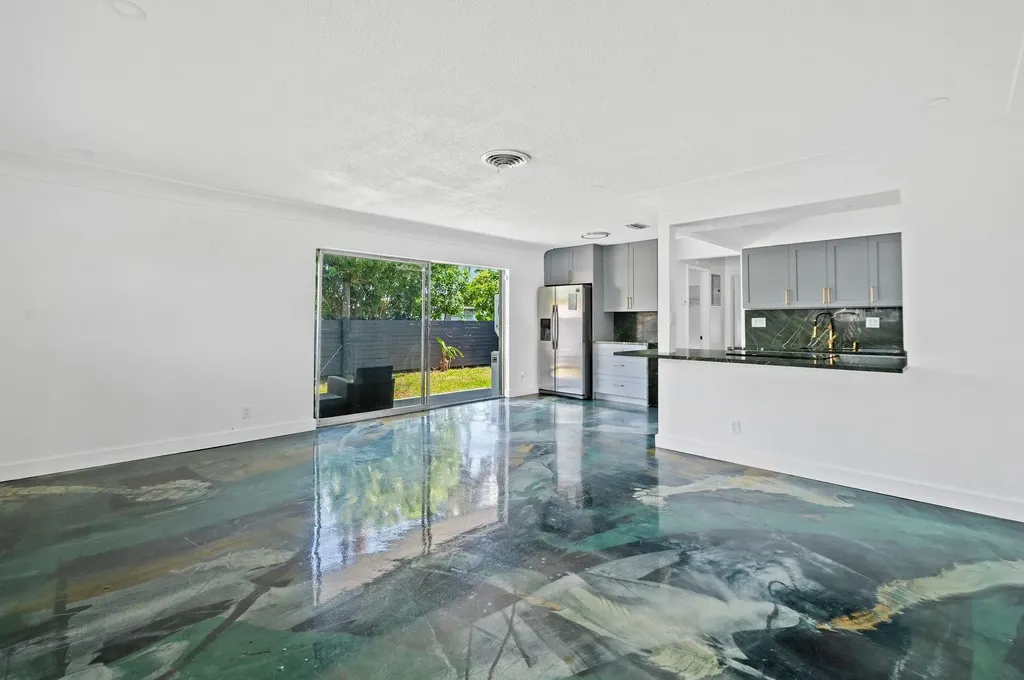 739 NE 13th Court Fort Lauderdale FL 33304