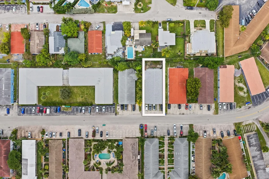 739 NE 13th Court Fort Lauderdale FL 33304