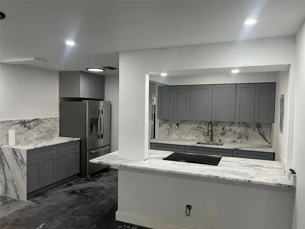 739 NE 13th Court Fort Lauderdale FL 33304