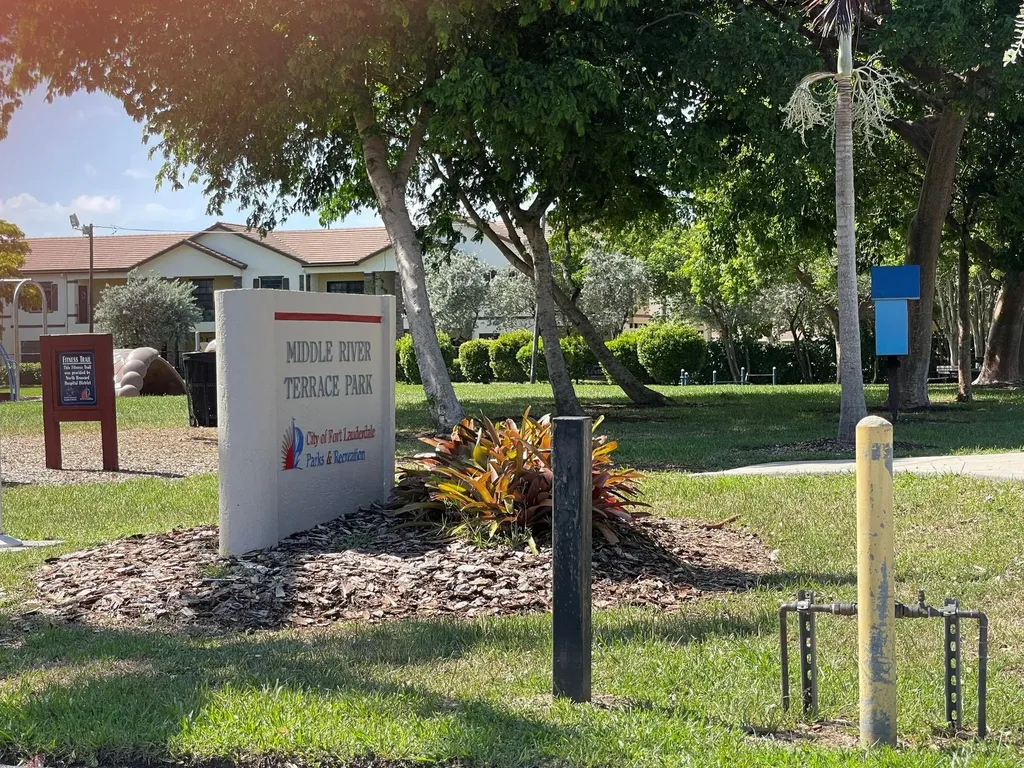 739 NE 13th Court Fort Lauderdale FL 33304