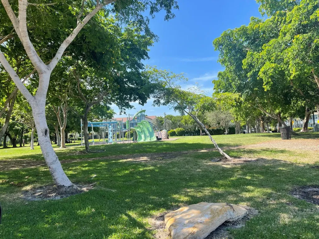 739 NE 13th Court Fort Lauderdale FL 33304