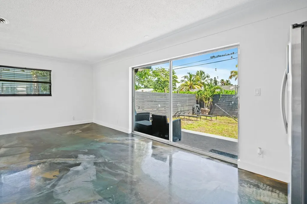 739 NE 13th Court Fort Lauderdale FL 33304