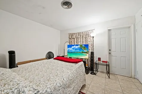 739 NE 13th Court Fort Lauderdale FL 33304