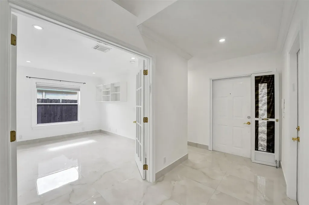 4966 SW 33rd Terrace Hollywood FL 33312