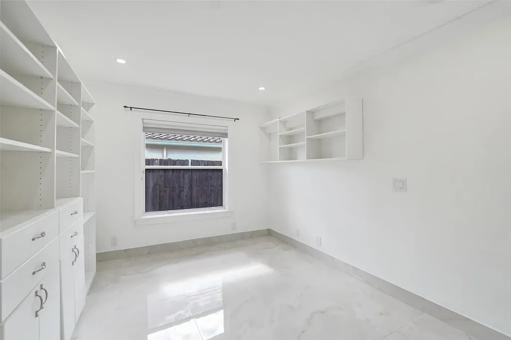 4966 SW 33rd Terrace Hollywood FL 33312