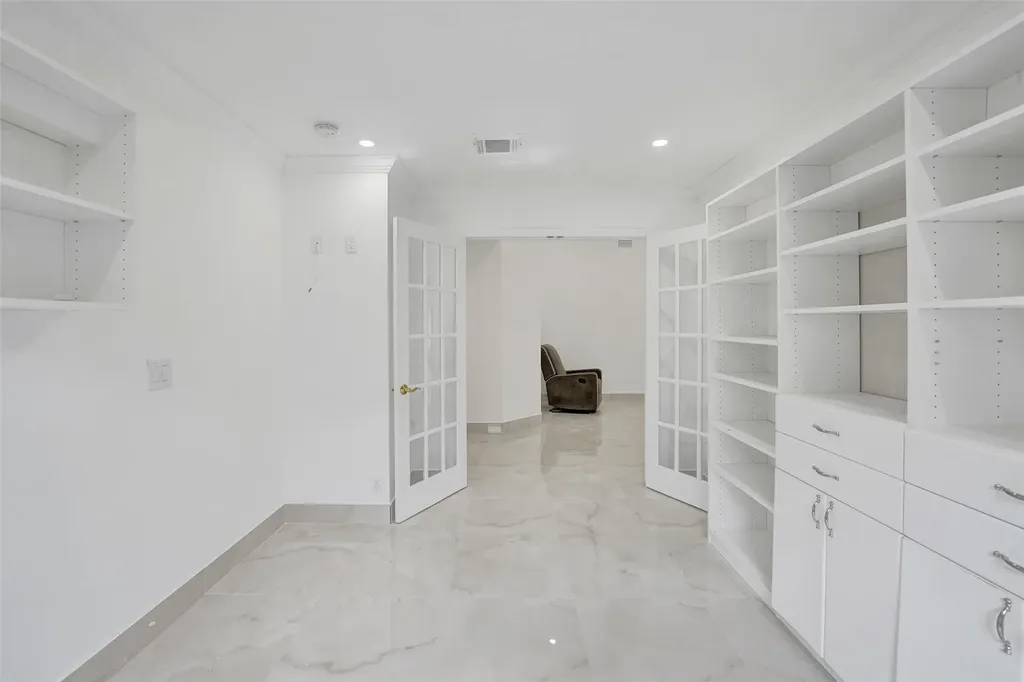 4966 SW 33rd Terrace Hollywood FL 33312