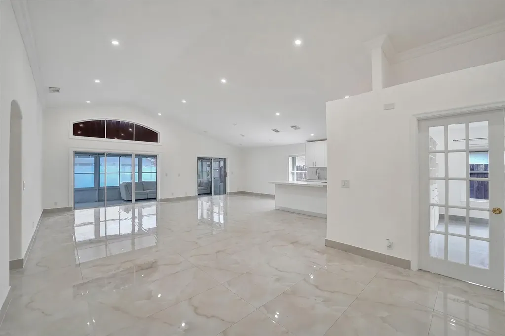4966 SW 33rd Terrace Hollywood FL 33312
