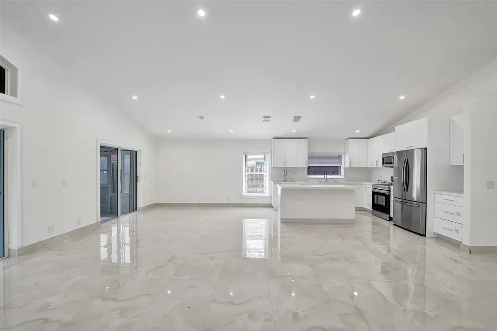 4966 SW 33rd Terrace Hollywood FL 33312