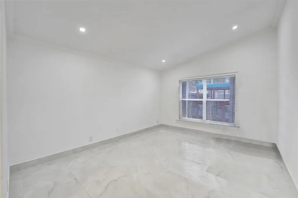 4966 SW 33rd Terrace Hollywood FL 33312