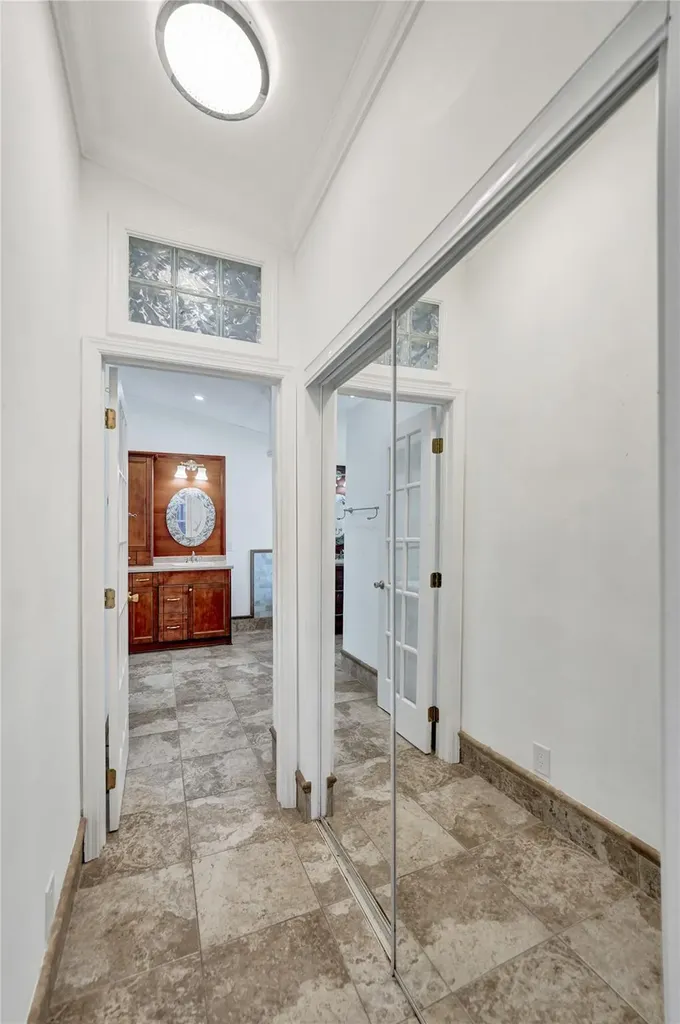 4966 SW 33rd Terrace Hollywood FL 33312