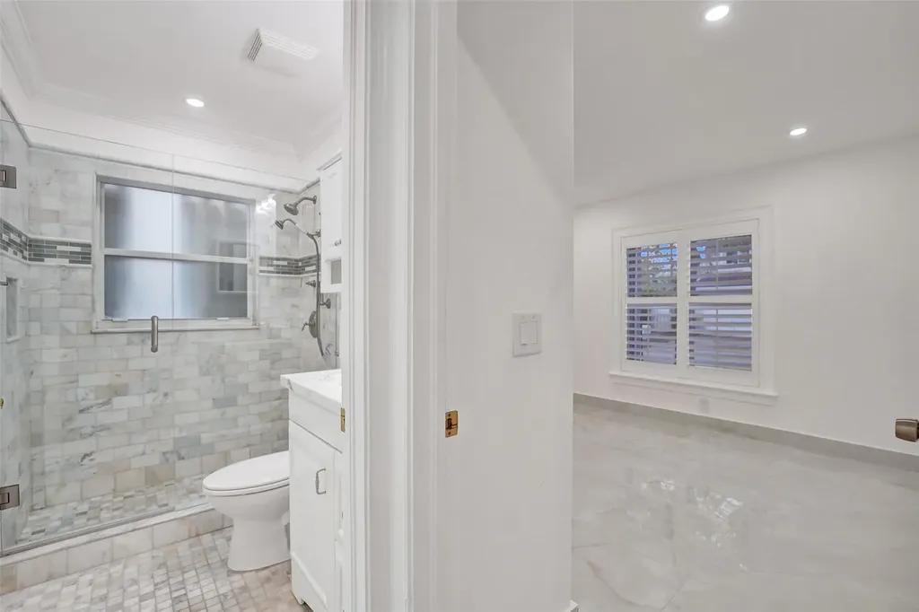 4966 SW 33rd Terrace Hollywood FL 33312