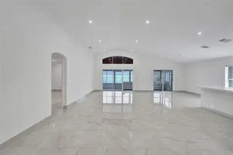 4966 SW 33rd Terrace Hollywood FL 33312