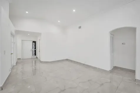 4966 SW 33rd Terrace Hollywood FL 33312