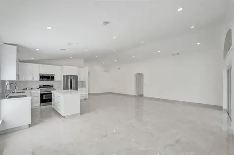 4966 SW 33rd Terrace Hollywood FL 33312