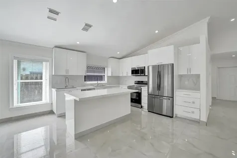 4966 SW 33rd Terrace Hollywood FL 33312
