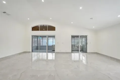 4966 SW 33rd Terrace Hollywood FL 33312