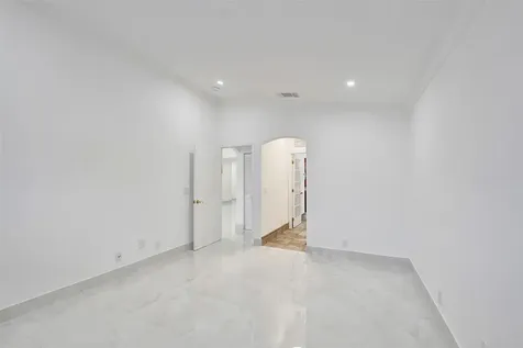 4966 SW 33rd Terrace Hollywood FL 33312