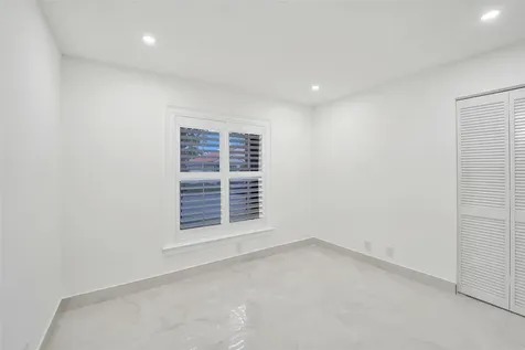 4966 SW 33rd Terrace Hollywood FL 33312