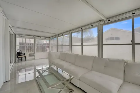 4966 SW 33rd Terrace Hollywood FL 33312