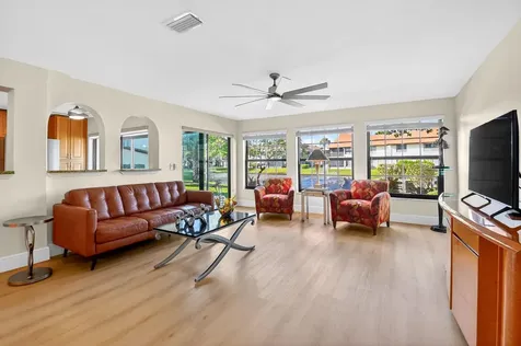 3042 Lucerne Park Drive Greenacres FL 33467