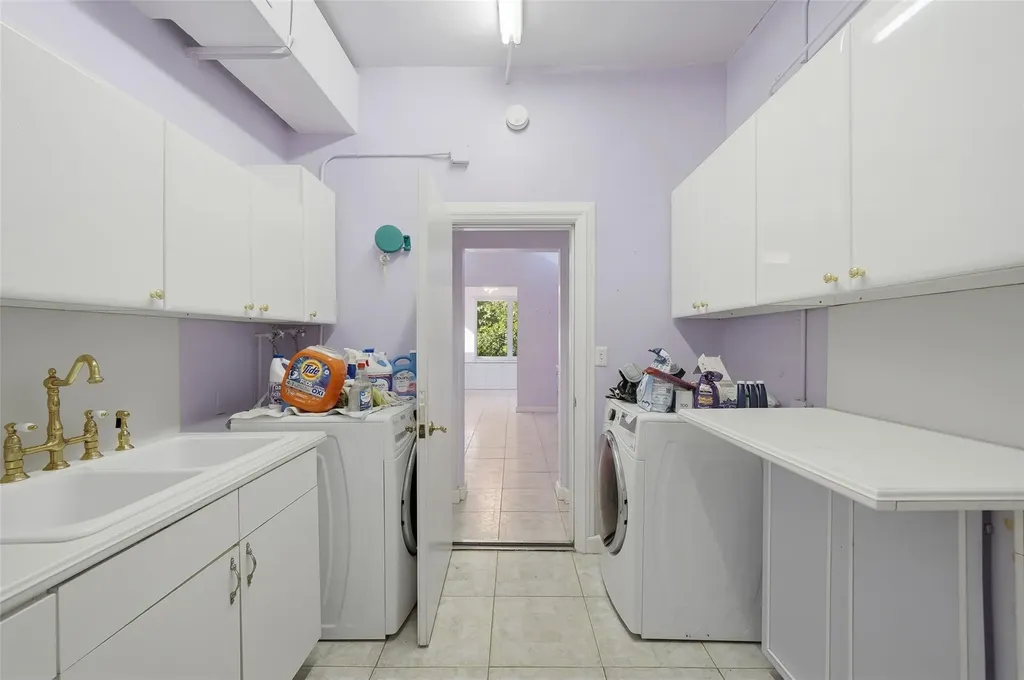 2850 SW 117th Avenue Davie FL 33330