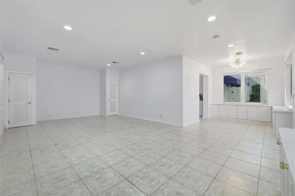 2850 SW 117th Avenue Davie FL 33330