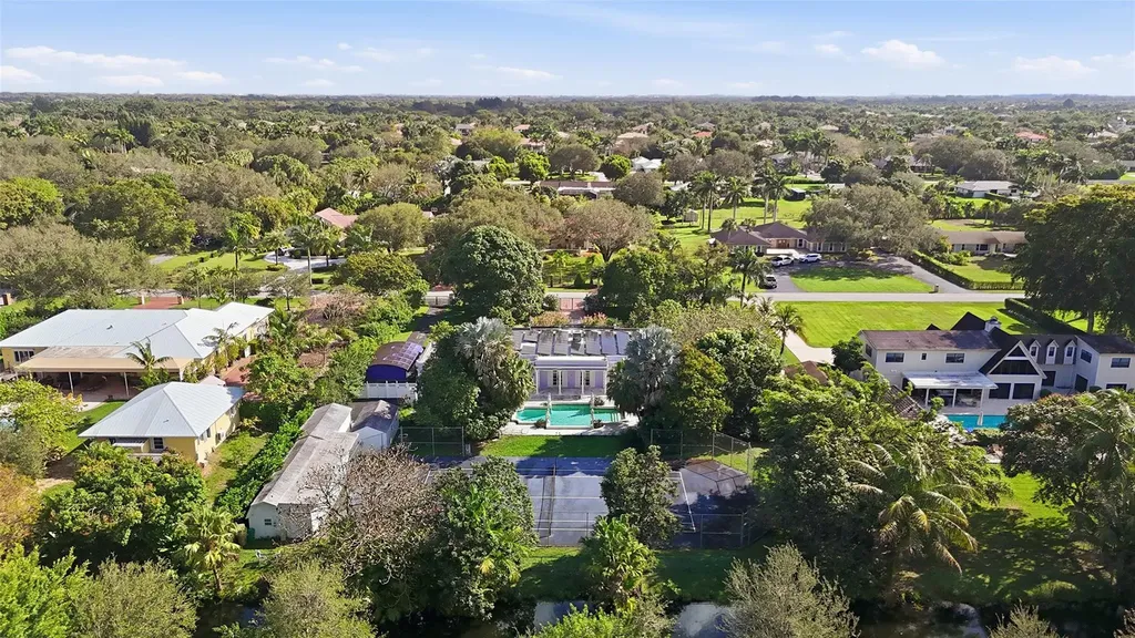 2850 SW 117th Avenue Davie FL 33330