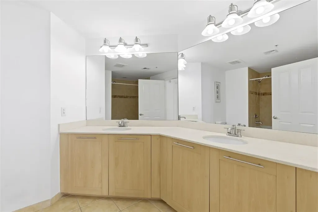 511 SE 5th Avenue Fort Lauderdale FL 33301