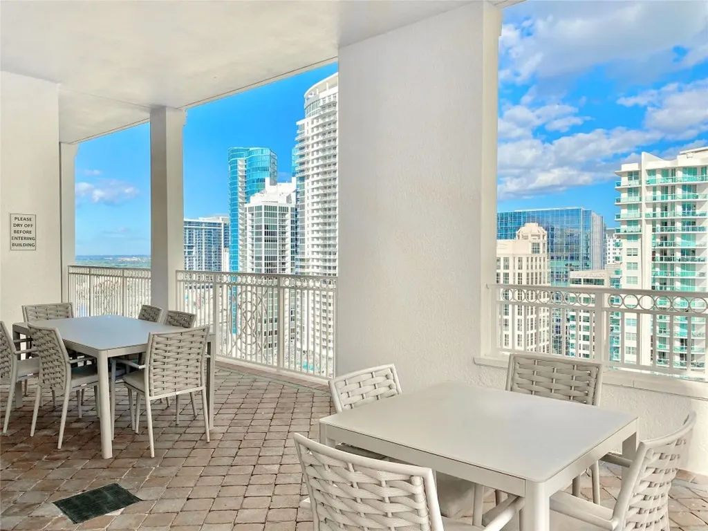 511 SE 5th Avenue Fort Lauderdale FL 33301