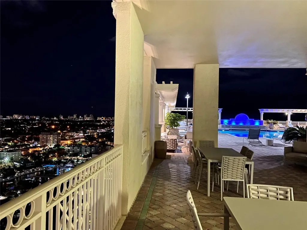 511 SE 5th Avenue Fort Lauderdale FL 33301
