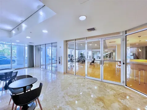 511 SE 5th Avenue Fort Lauderdale FL 33301