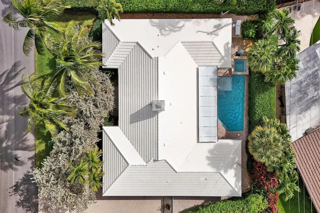 2510 NE 47th Street Fort Lauderdale FL 33308
