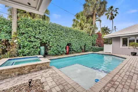 2510 NE 47th Street Fort Lauderdale FL 33308
