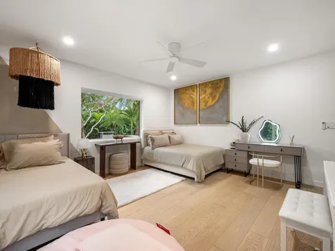 2711 NE 19th Street Fort Lauderdale FL 33305